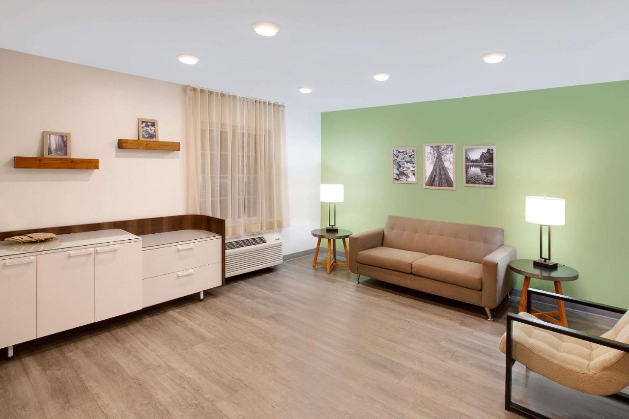 Woodspring Suites Bakersfield East المظهر الخارجي الصورة