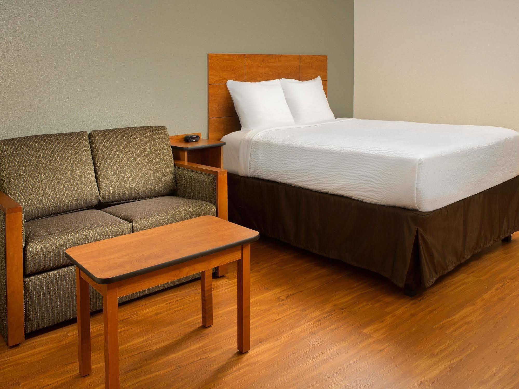 Woodspring Suites Bakersfield East المظهر الخارجي الصورة
