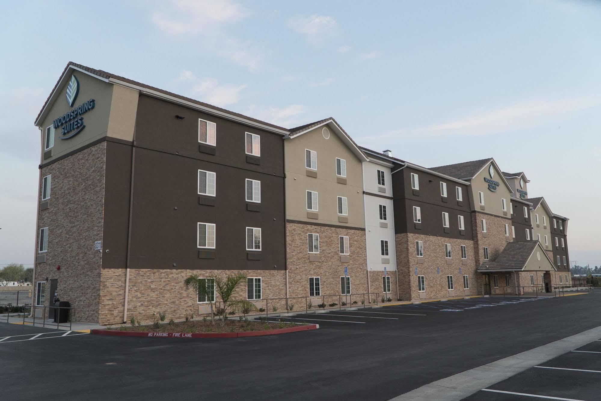 Woodspring Suites Bakersfield East المظهر الخارجي الصورة